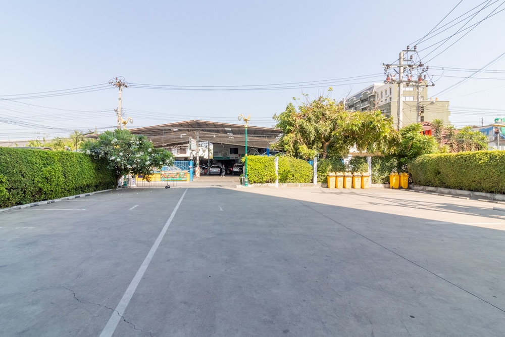 Townhouse Siam Privi Hotel 39/42