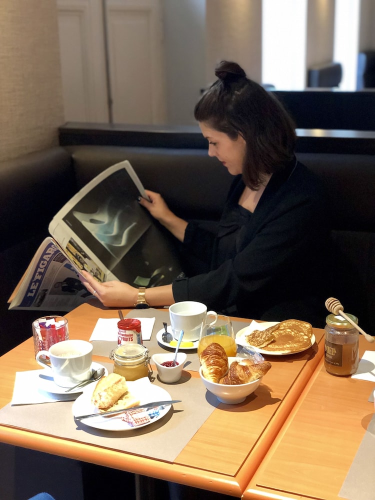 Mercure Rennes Place Bretagne 52/68