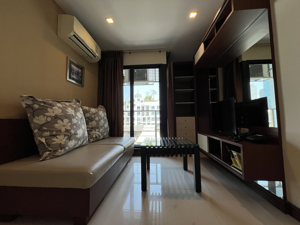 Silom Forest Exclusive Residence 23/65