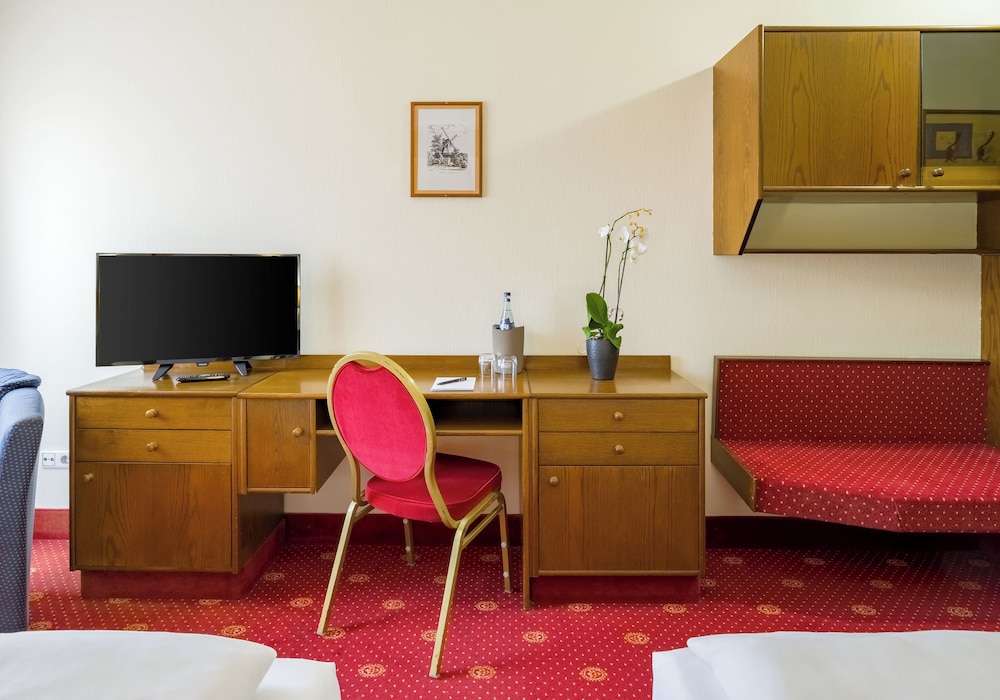 Aspire Oldenburg, Trademark Collection by Wyndham 50/60