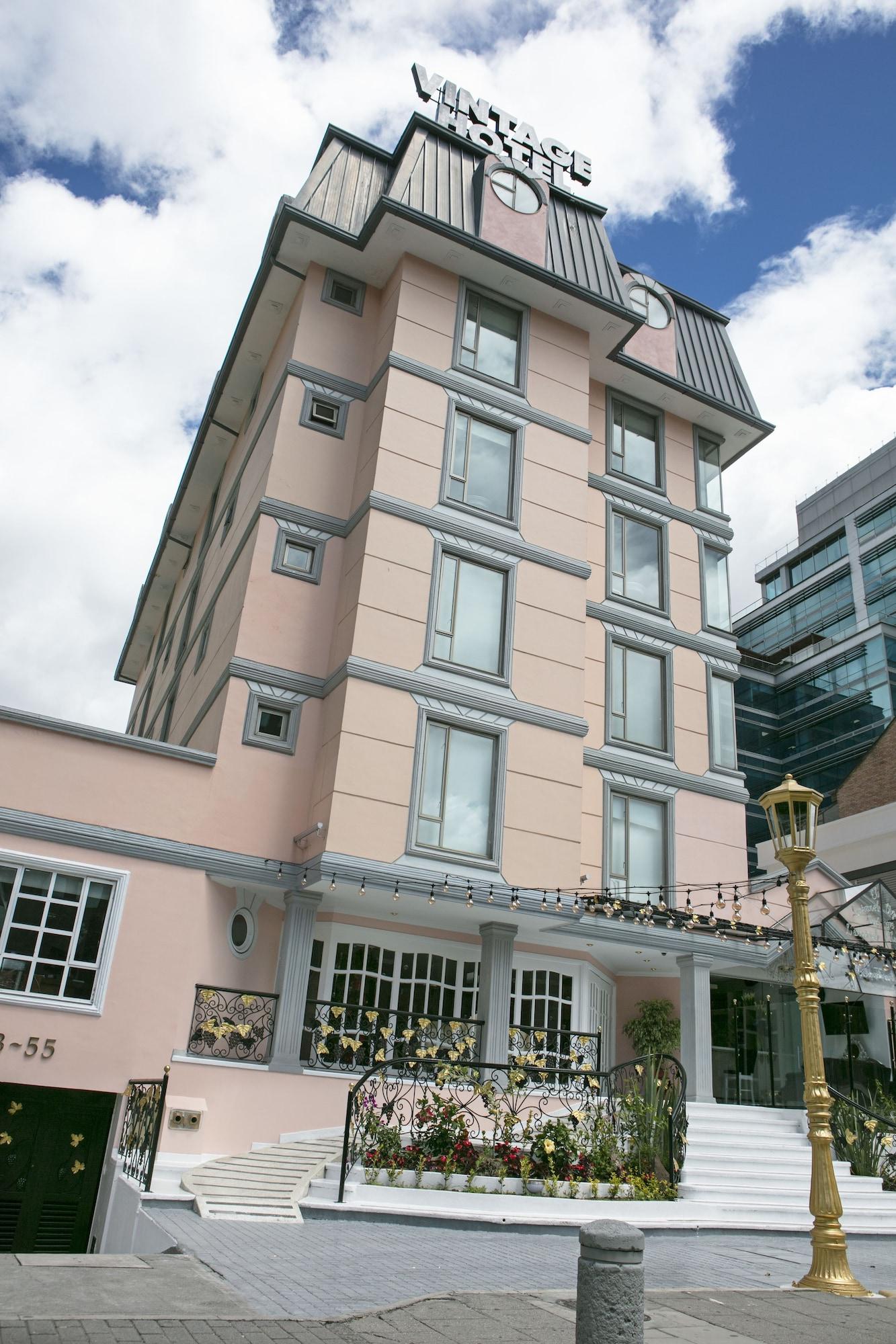 Hotel Vintage 4/73