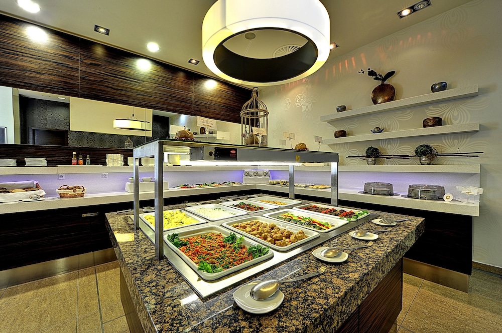 ST JOSEPH ROYAL REGENT SPA & WELLNESS 21/30