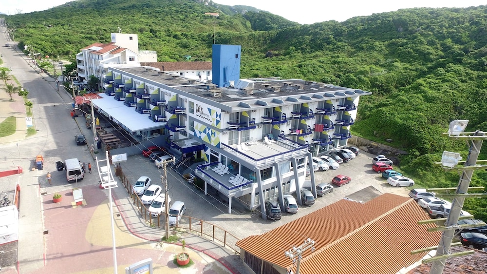 Cris Hotel 2/69
