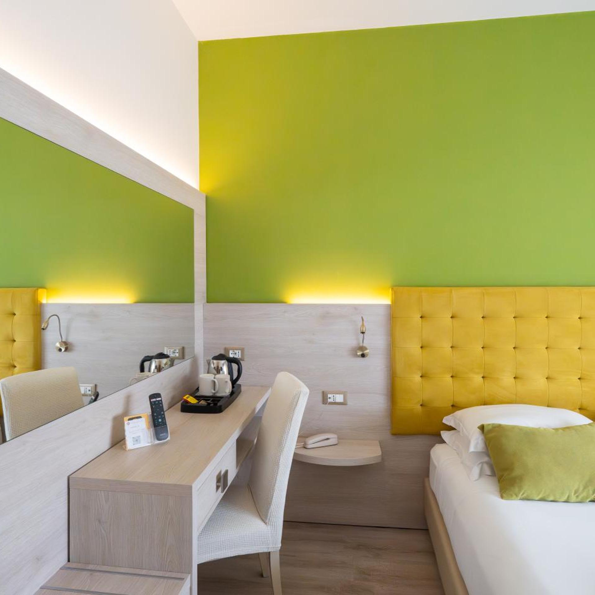 Castello Hotel 20/50
