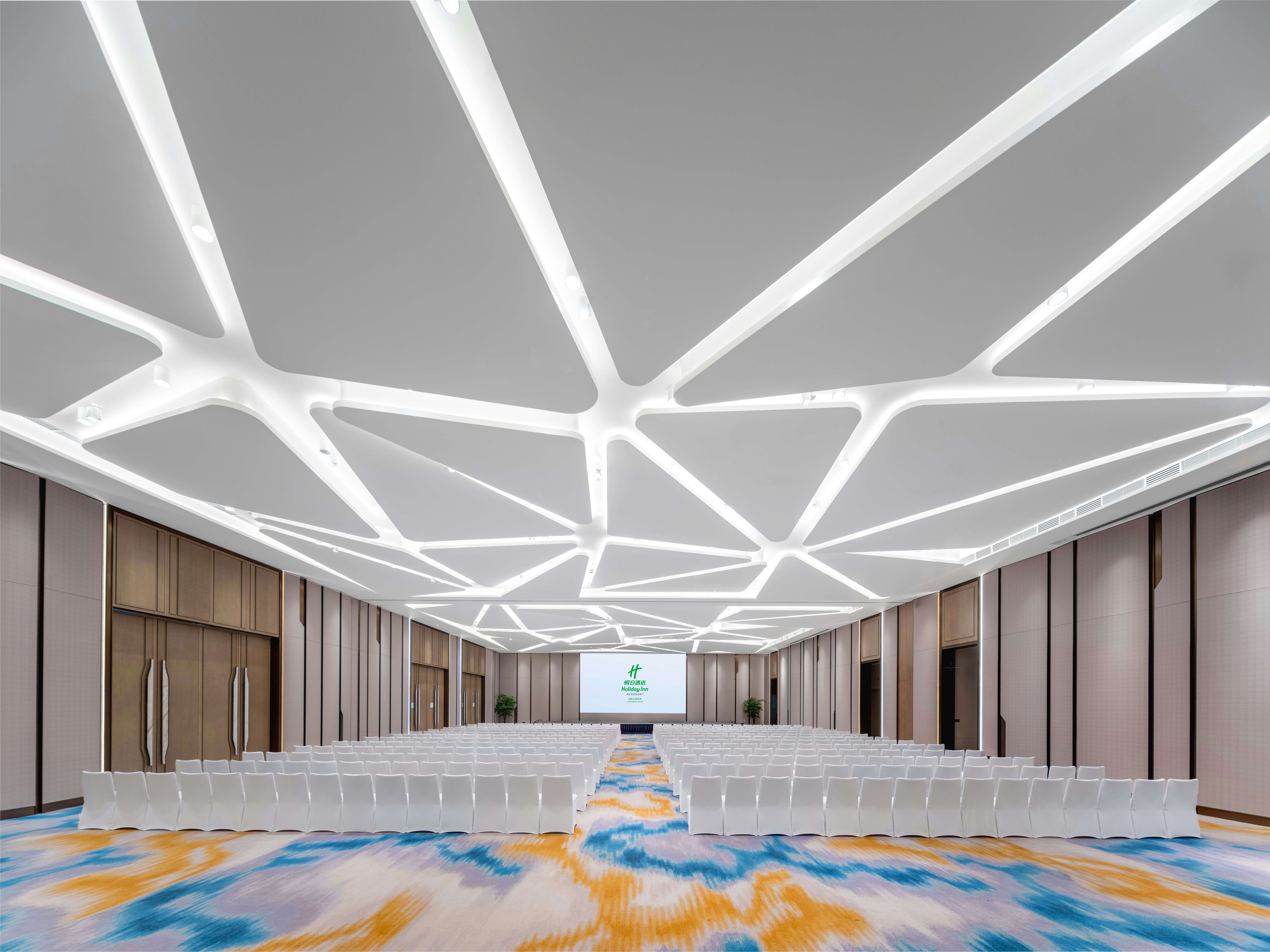 Holiday Inn Chengdu East 40/46