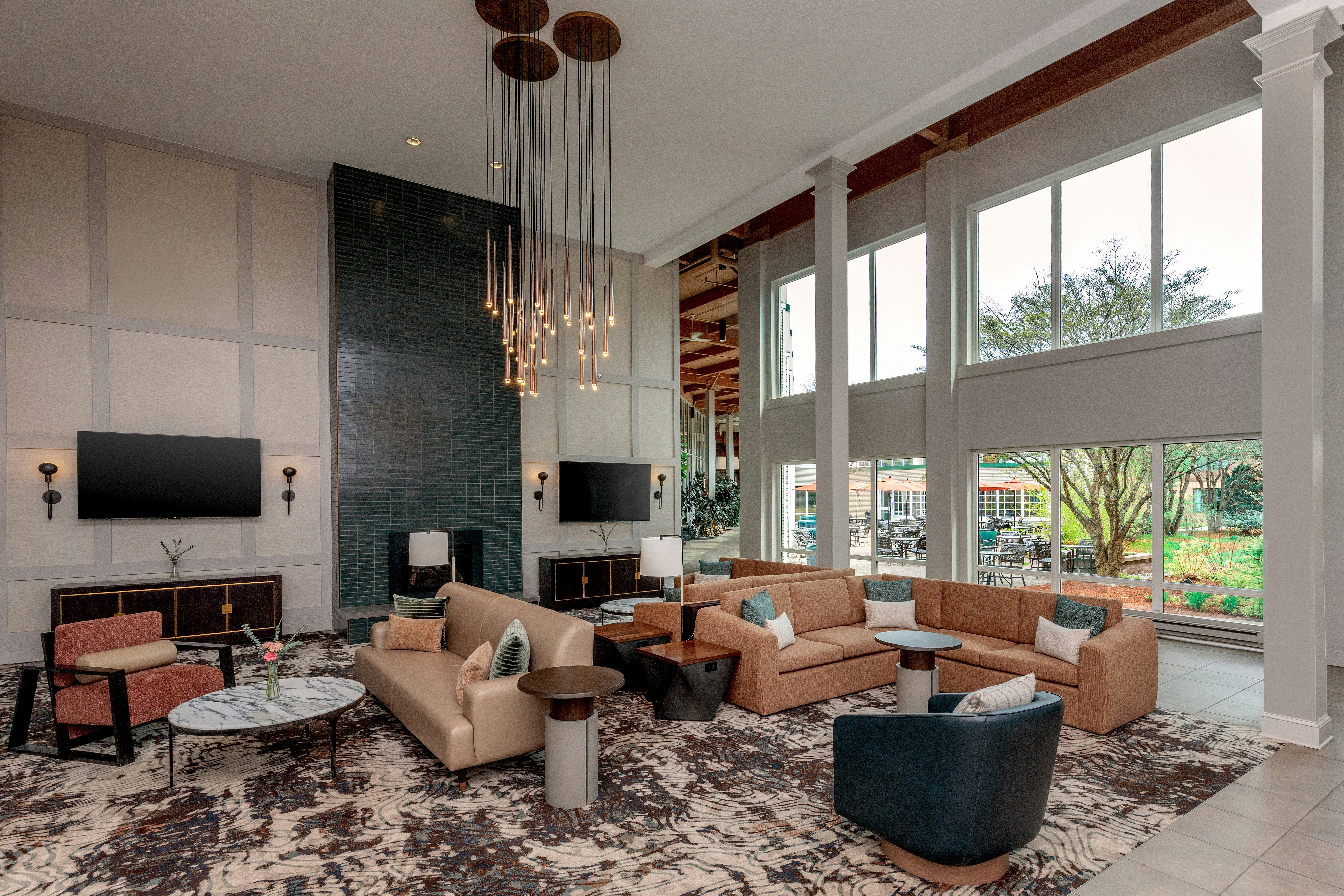 Doubletree By Hilton Burlington Vermont 85/88