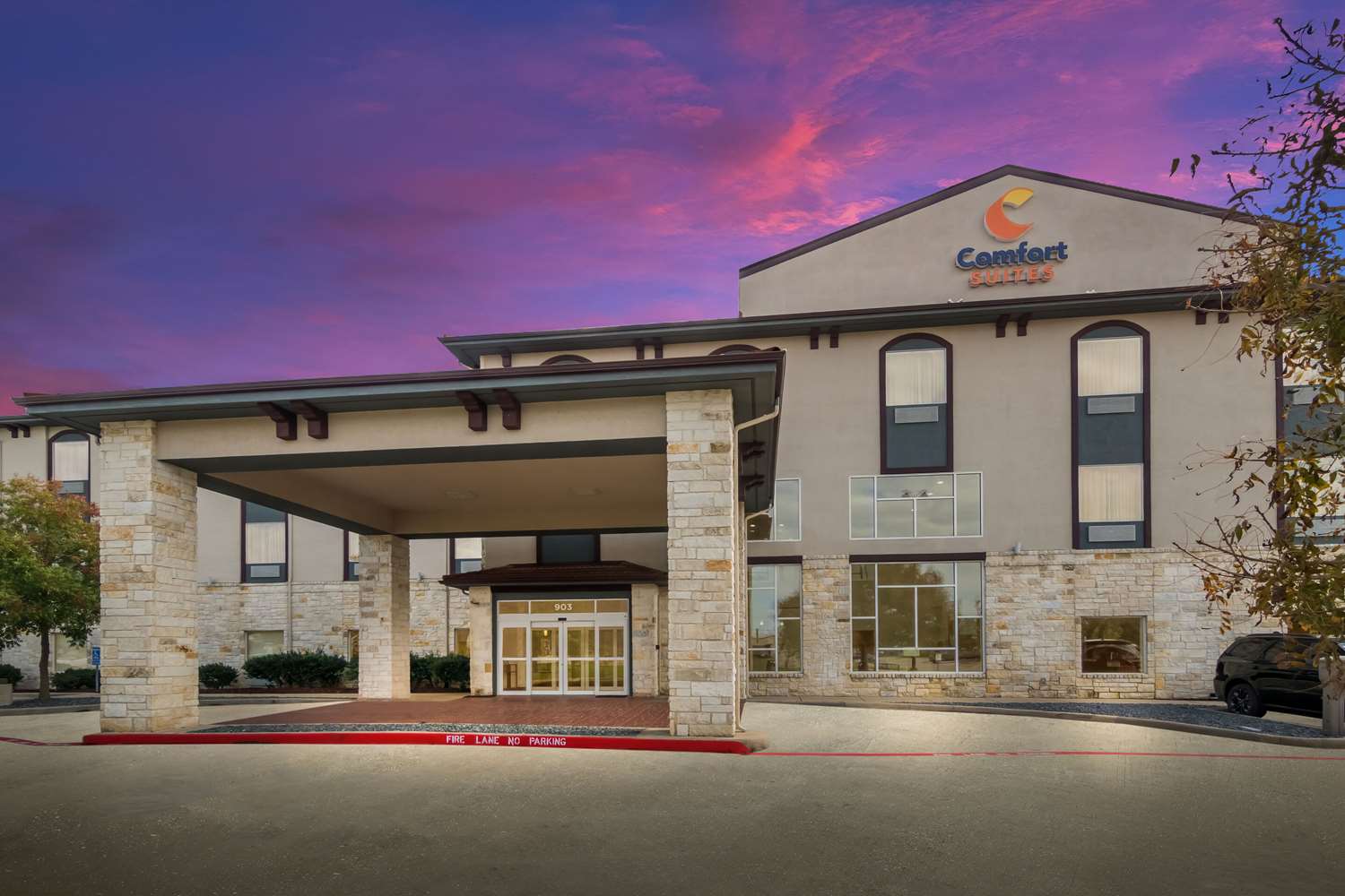 Comfort Suites Granbury 1/12