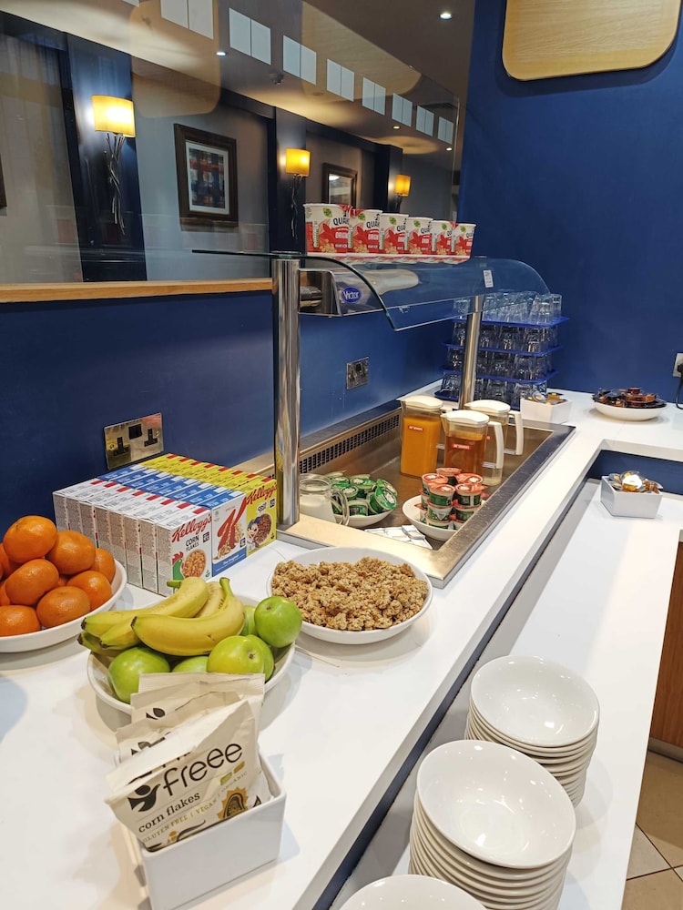 Belvilla Crewe City Centre Hotel - Lifestyle 48/61