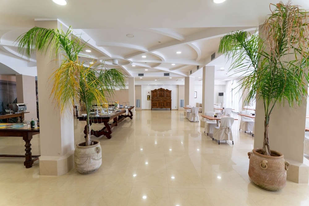 Al Balhara Hotel Resort & Spa 40/50