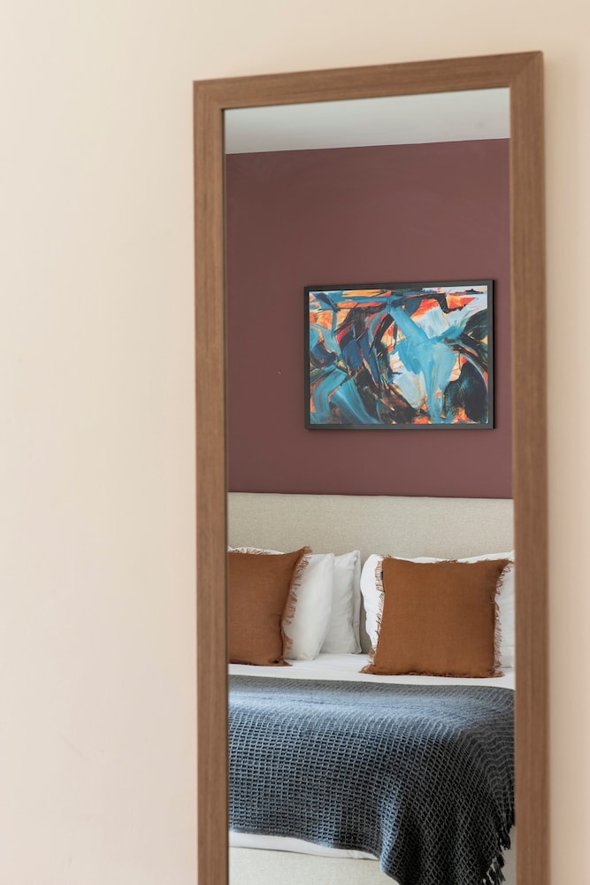 SACO Reading - Castle Crescent 22/64