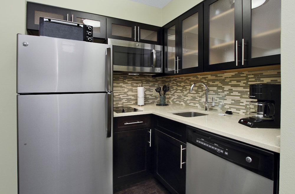 Staybridge Suites Tysons McLean, an IHG Hotel 15/44