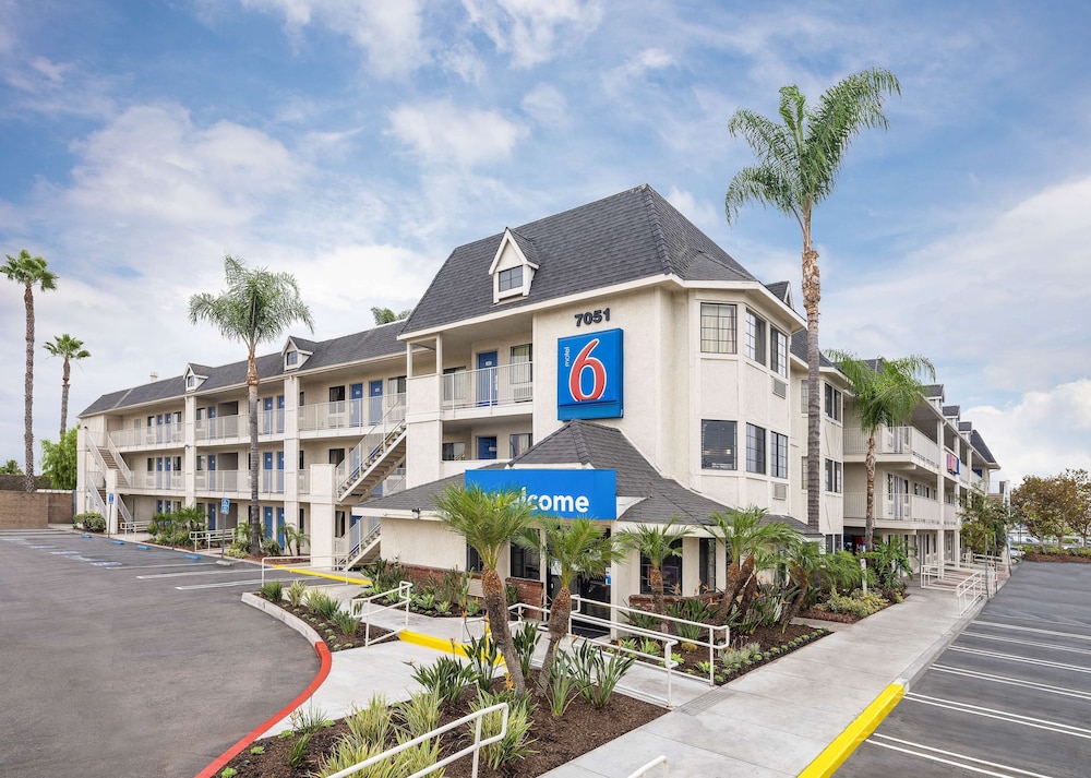 Motel6 Buena Park, CA - Knotts Berry Farm - Disneyland 27/34