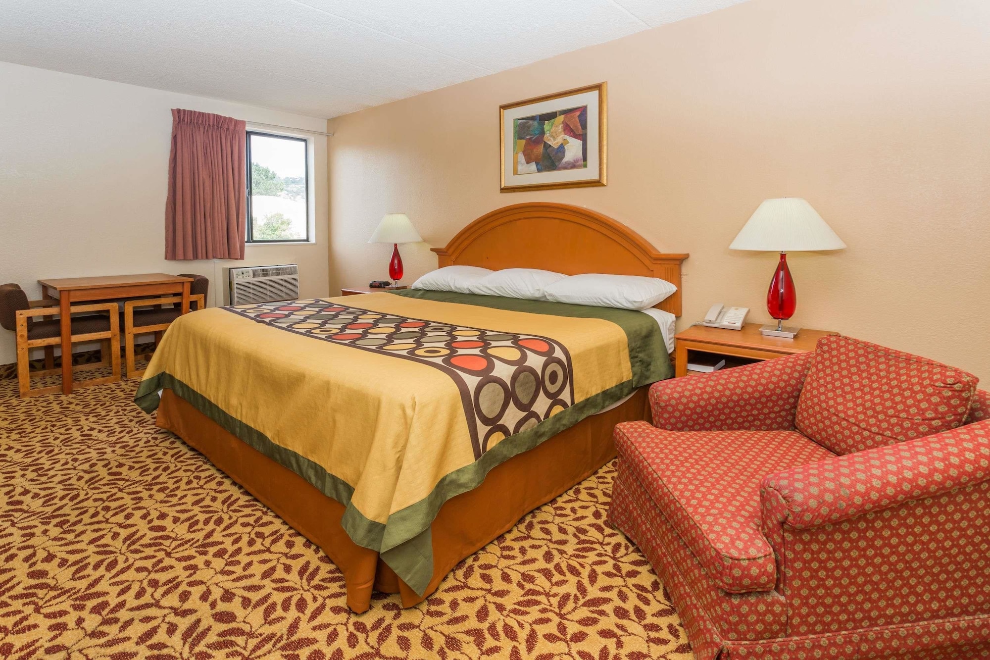 ROOM, KING BED
