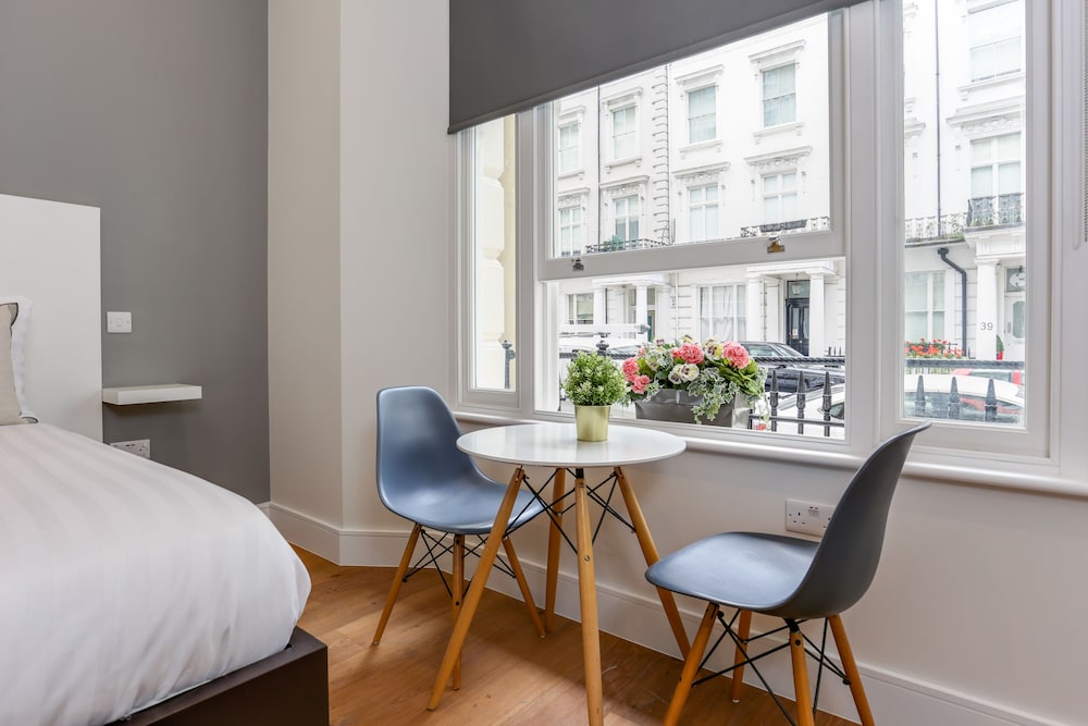 Queensborough Terrace Serviced Apartments 24/50