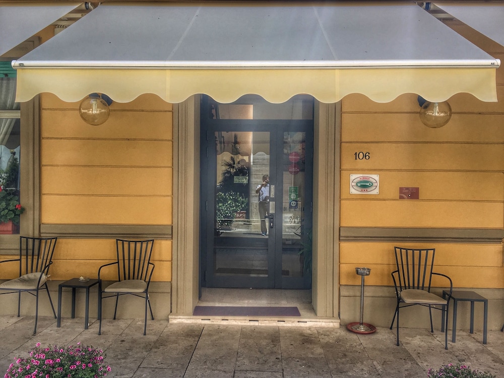 Smart Hotel Bartolini 46/51