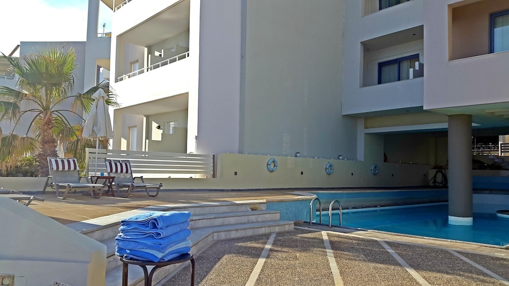 Filoxenia Beach 44/46