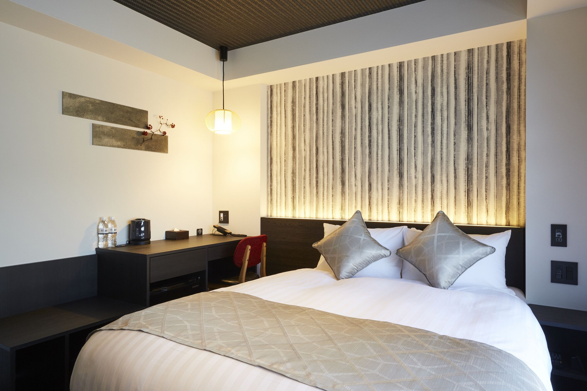 STANDARD, DOUBLE BED