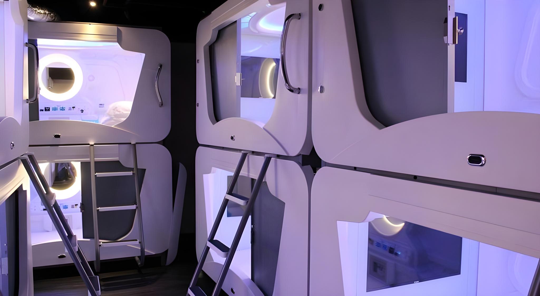 Capsule, Mixed Dorm