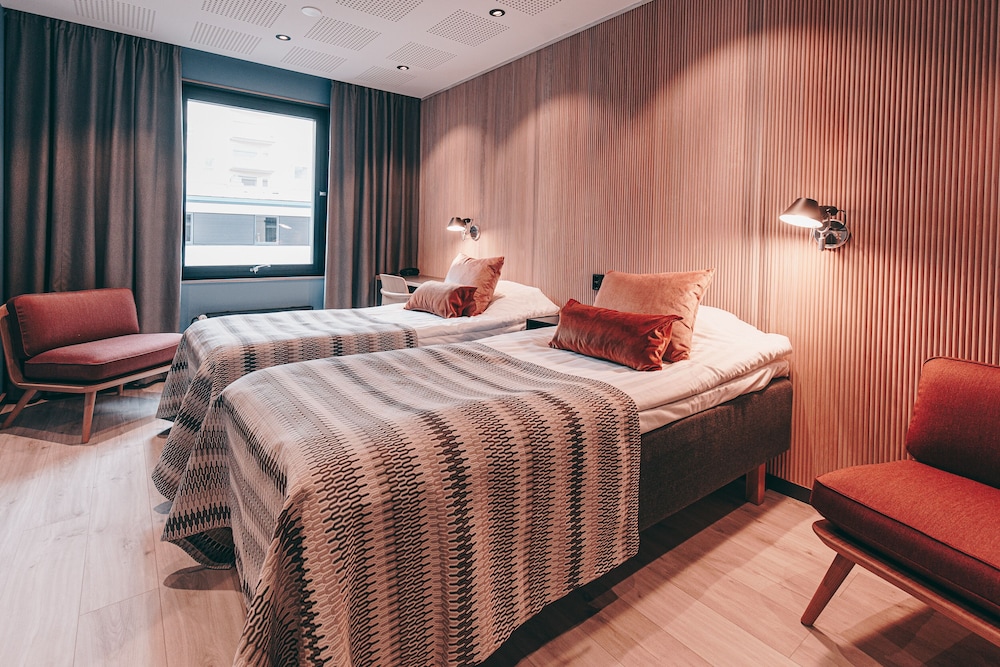 Centro Hotel 24/53