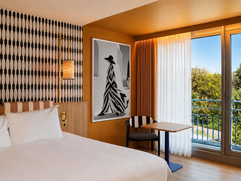 Mercure Nice Promenade Des Anglais 14/48