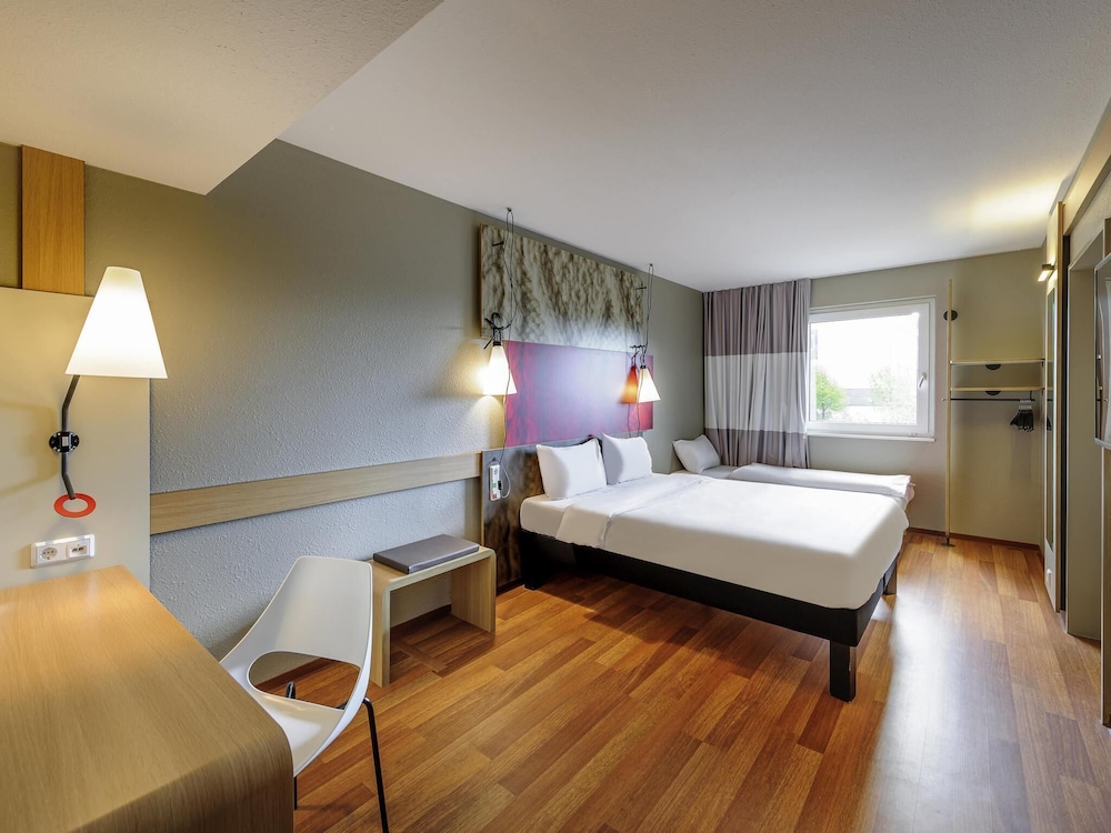 Ibis Hotel Munchen Messe 12/45