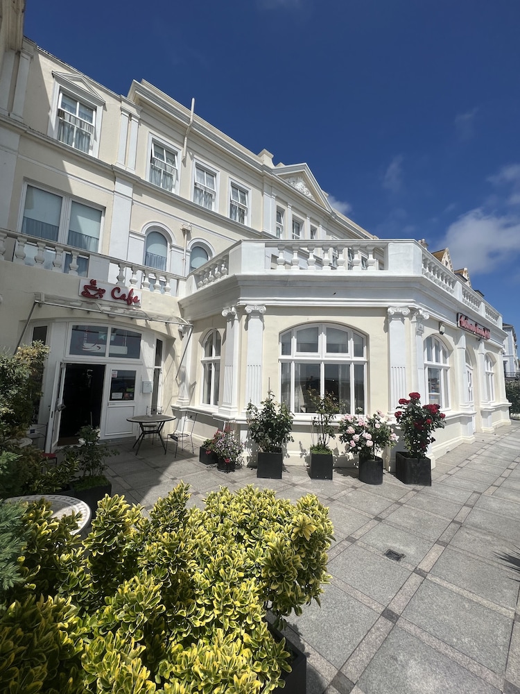 Eastbourne Riviera Hotel 7/64