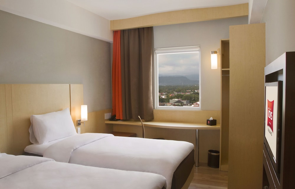 Ibis Padang 14/51