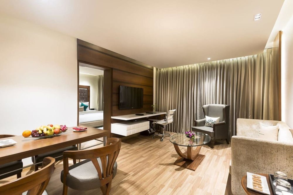 Grand Chennai By Grt Hotels Formerly Grt Grand 32/51