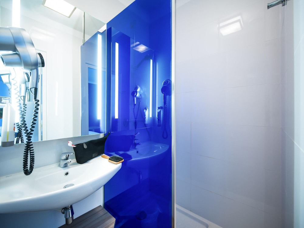 IBIS STYLES SAINT GILLES CROIX DE VIE 77/77