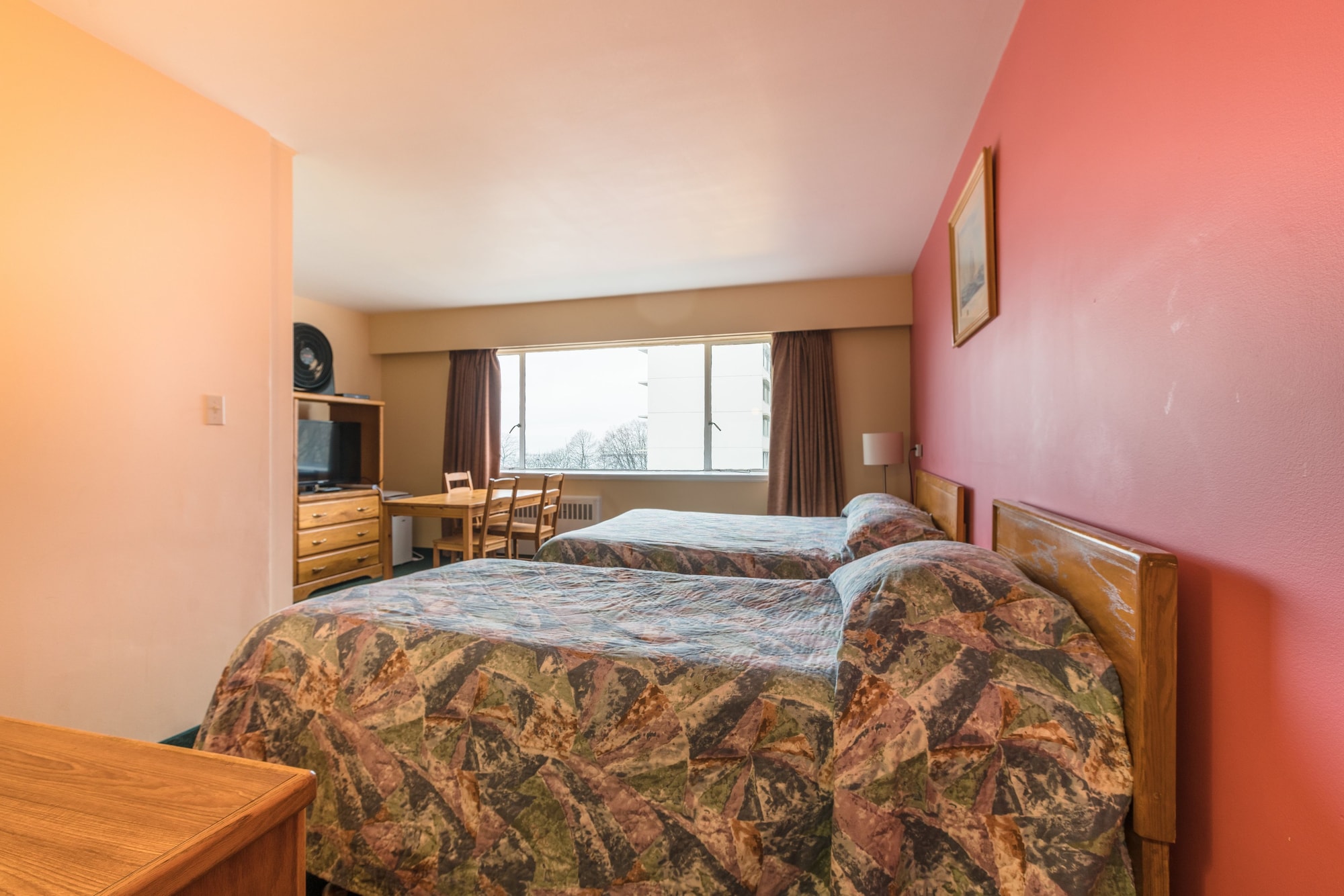 Studio, Multiple Beds