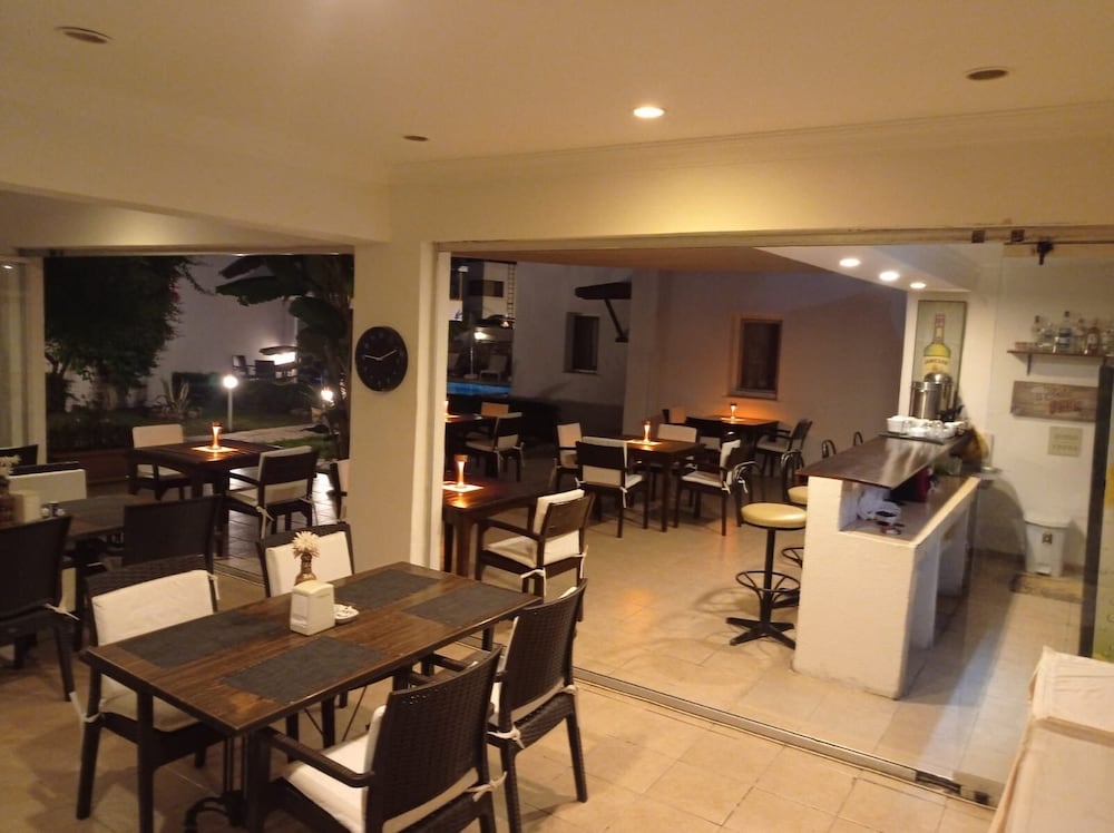 Canna Garden Hotel 32/47