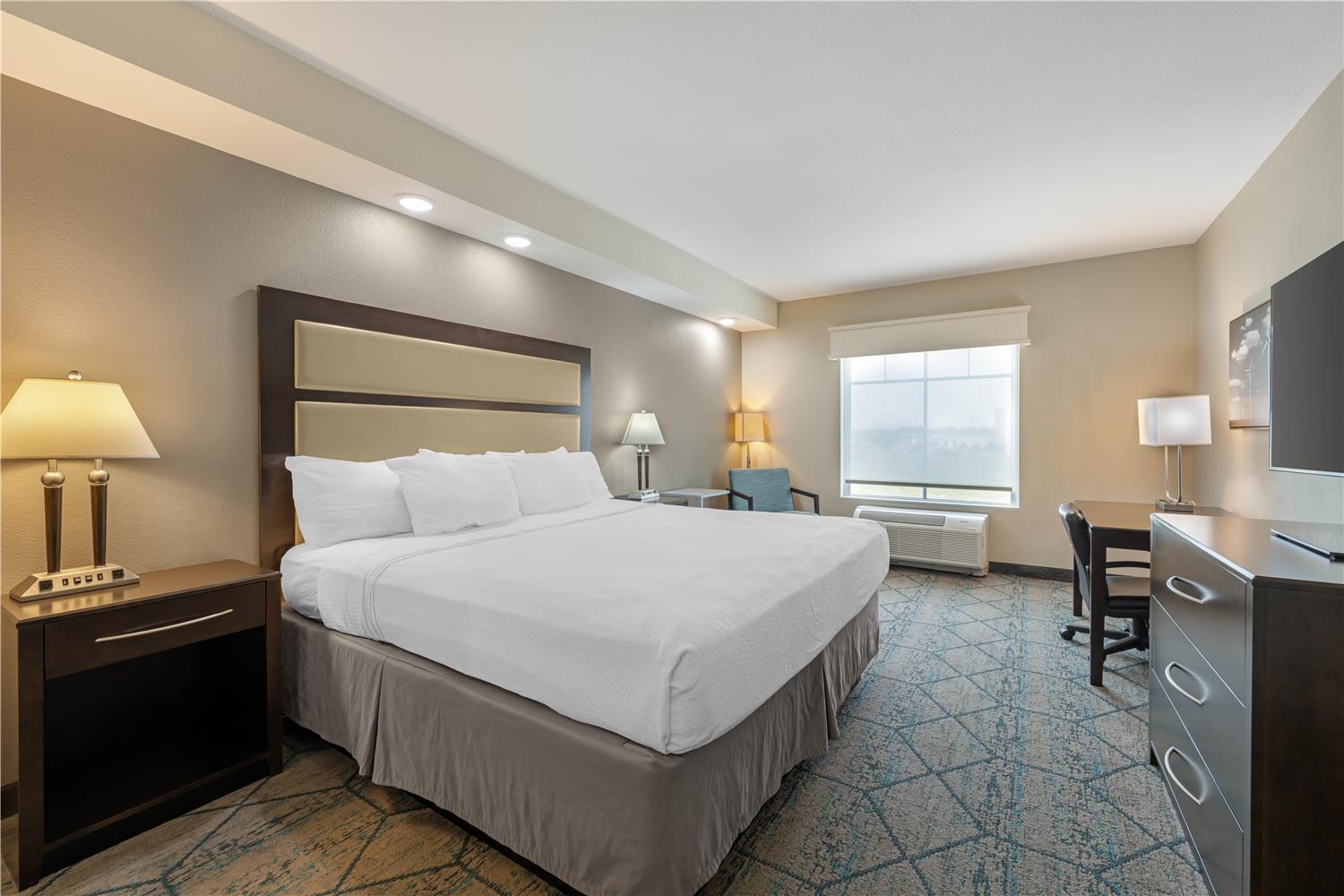 Best Western Plus McPherson 8/21