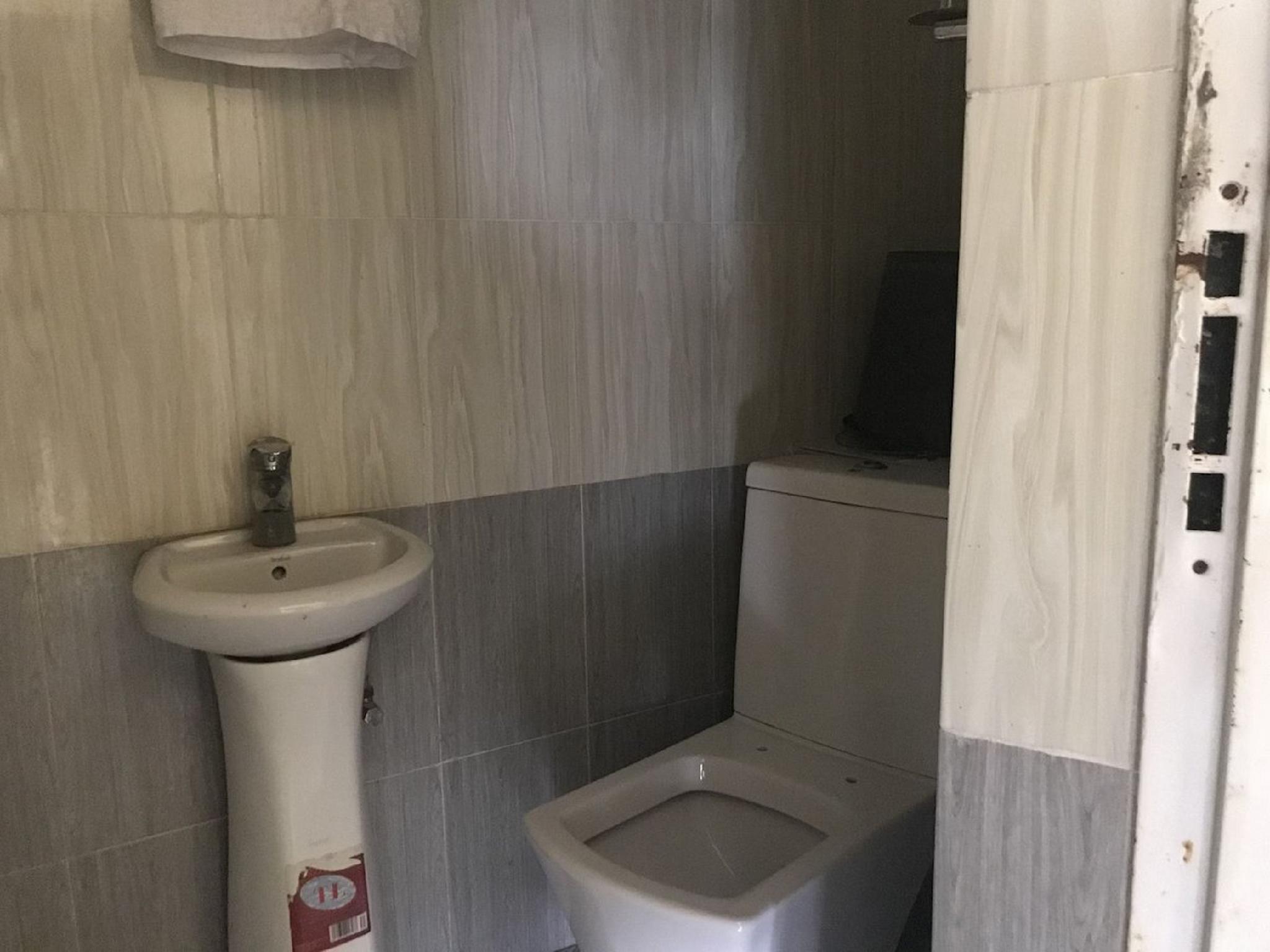 Pentagon Luxury Suites Enugu 28/28