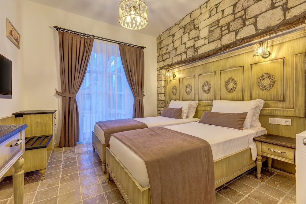 DELUXE, TWIN BEDS, POOL VIEW, POOL SIDE