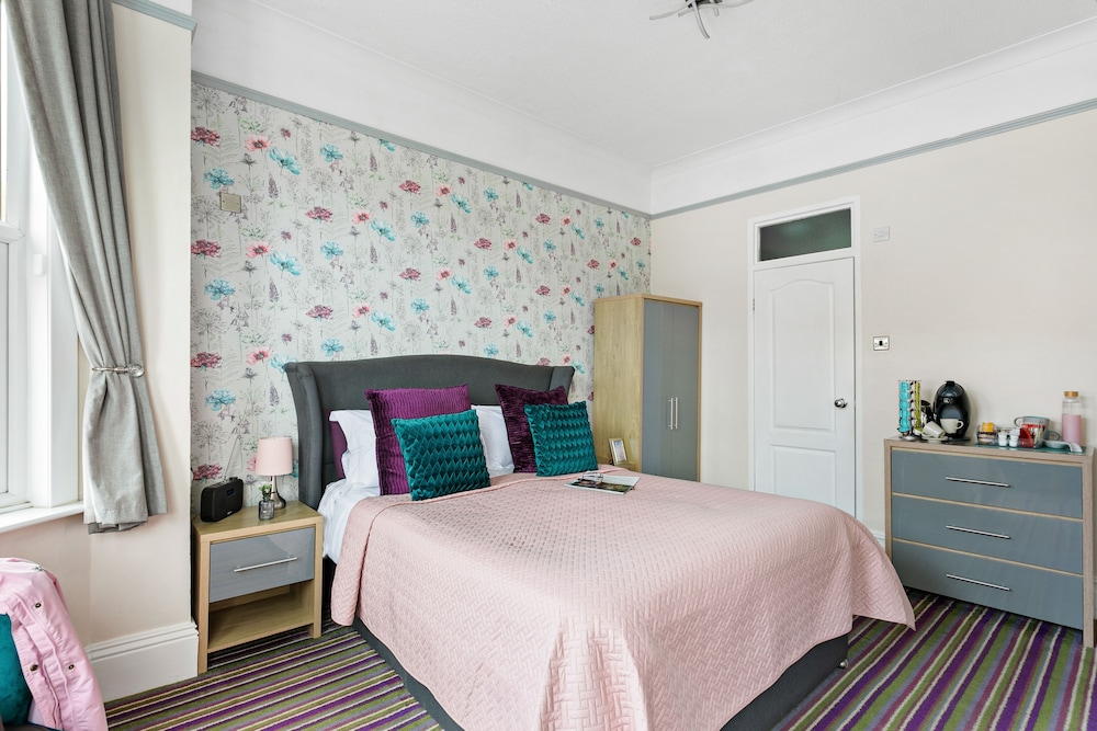 Cherwood Hotel 14/50
