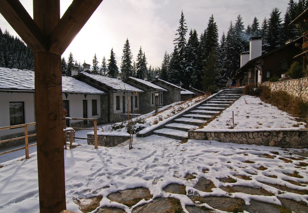 Holiday Village Kochorite 24/31