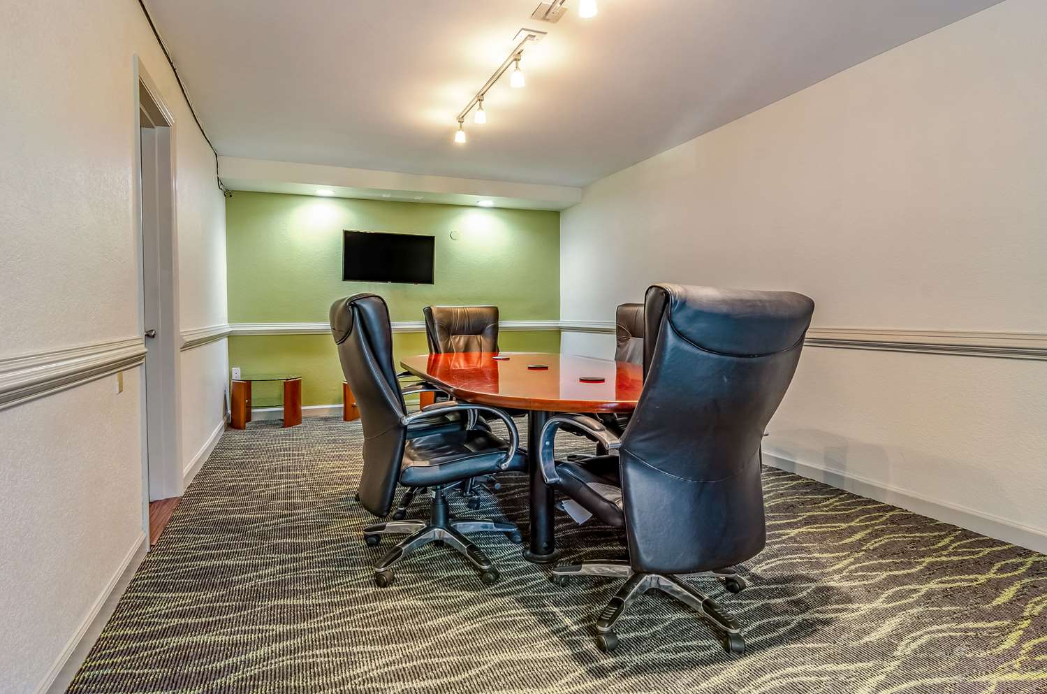 Quality Inn & Suites Creedmor - Butner 35/39