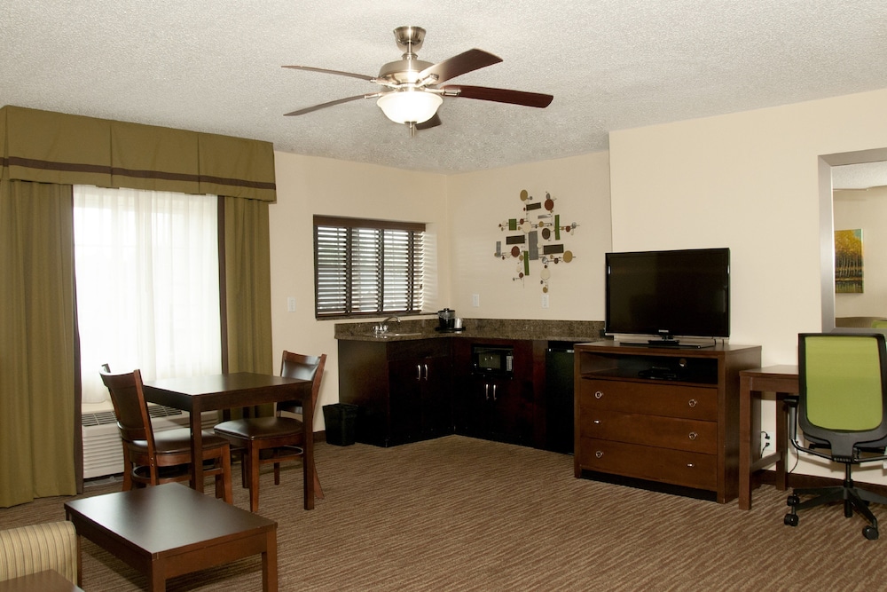 HOLIDAY INN EXPRESS BOWLING GREEN 52/72