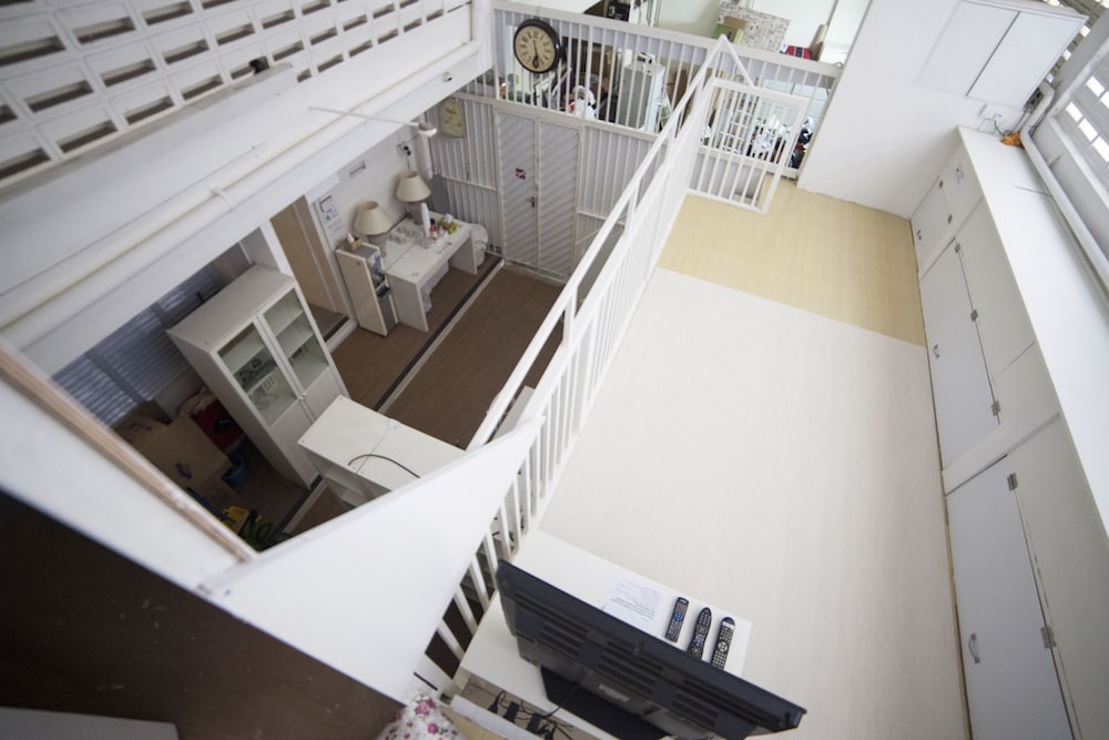 Blanc Inn 5/50