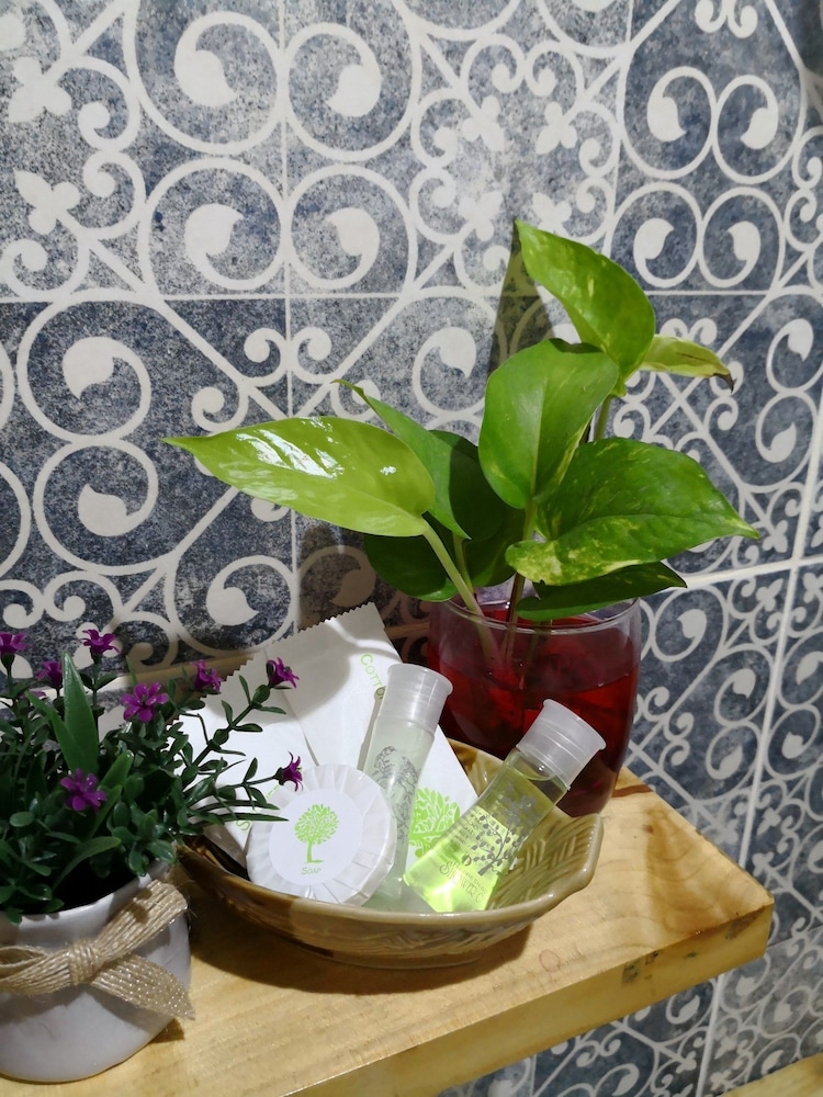 Baan Canalee 12/50
