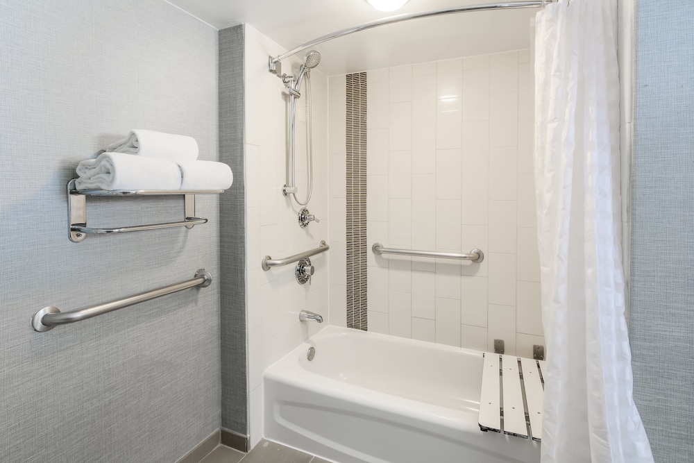 HYATT PLACE DALLAS GRAPEVINE 51/52