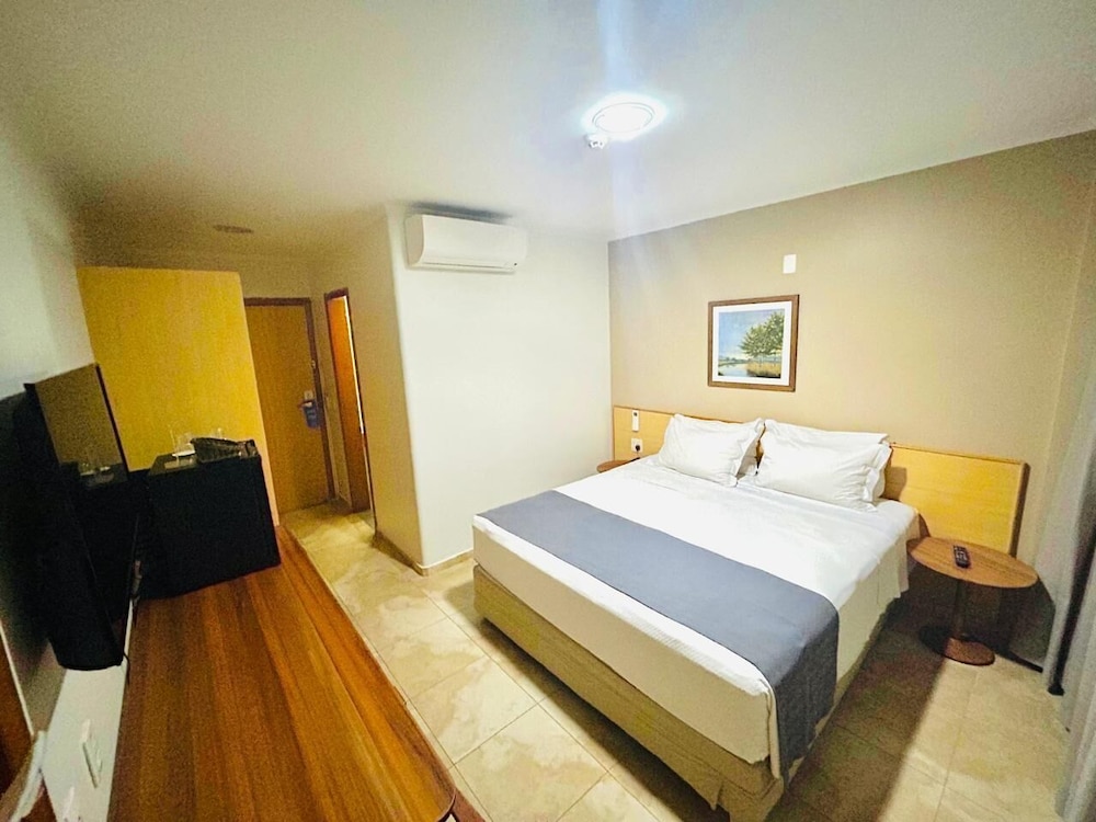 EXECUTIVE, DOUBLE BED