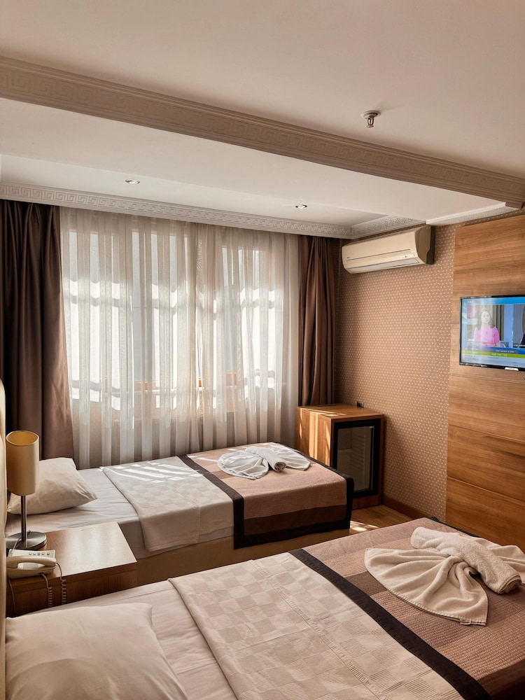 Prens Hotel 18/32