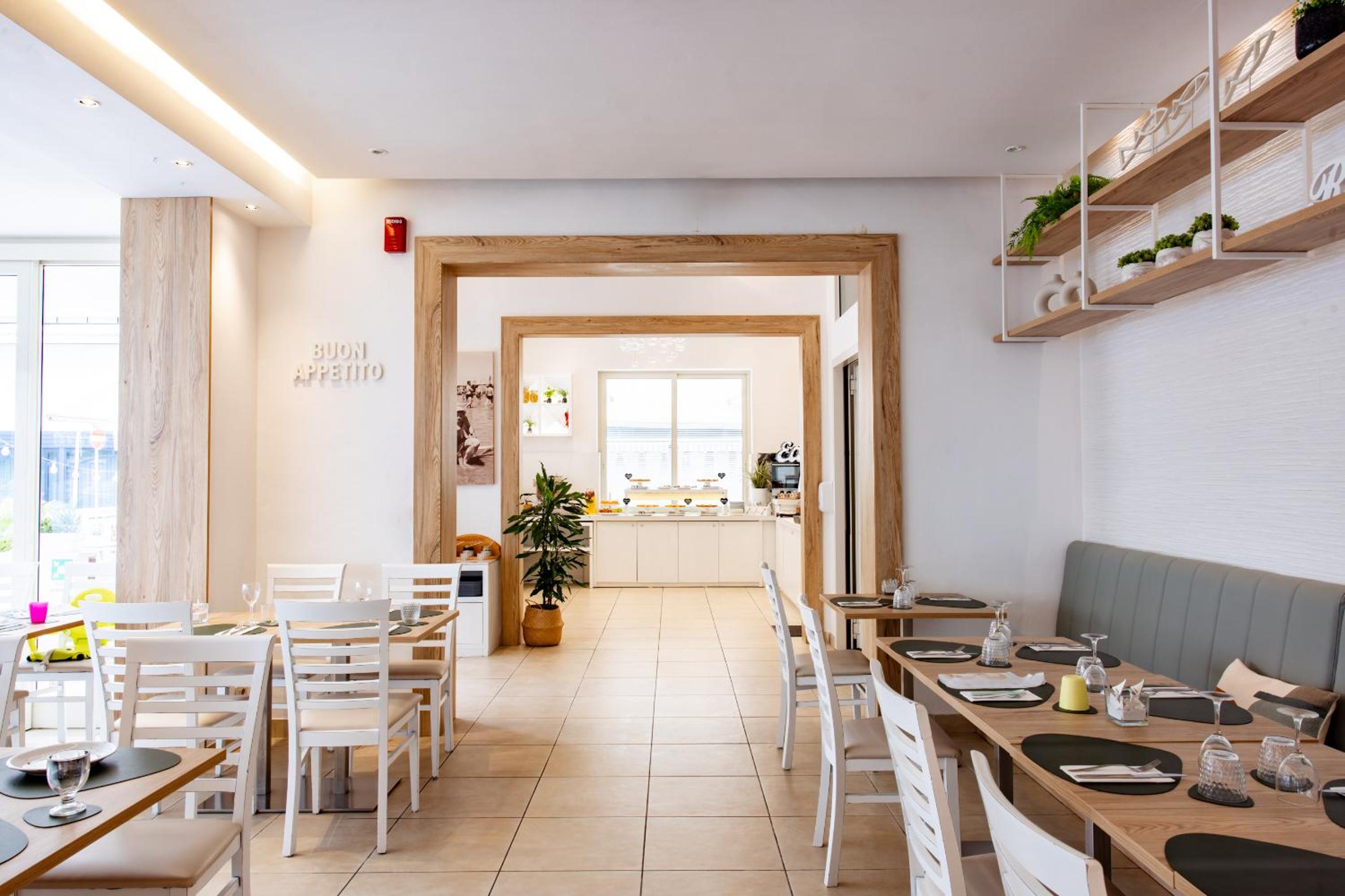Hotel Gambrinus Mare 42/50