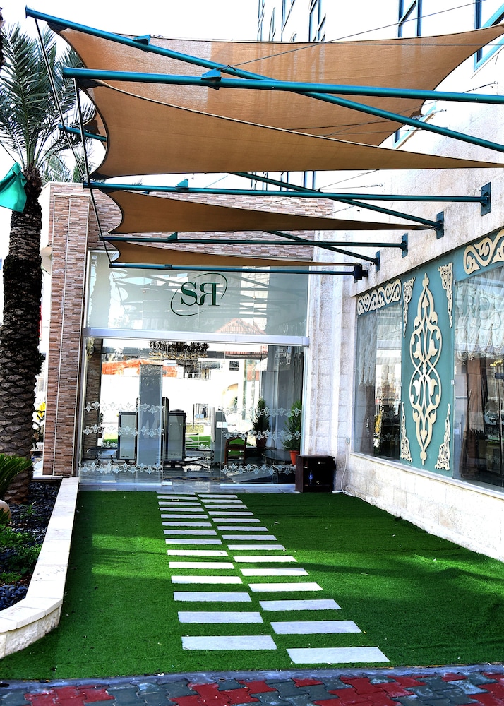 Sparr Hotel 61/66