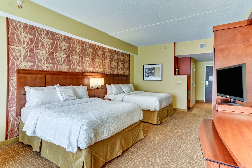 Courtyard by Marriott Bridgeport Clarksburg 13/43