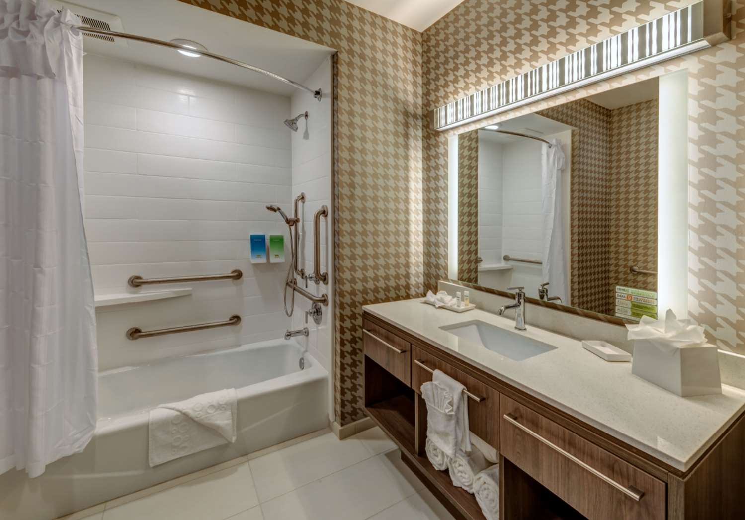 جناح استوديو بسرير كينج لذوي الإعاقة، Home2 Suites by Hilton Reno 2/2
