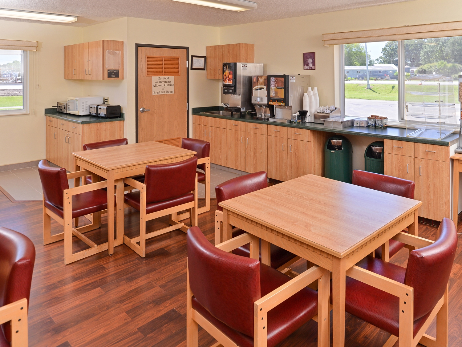 Americas Best Value Inn & Suites Spring Valley 11/15