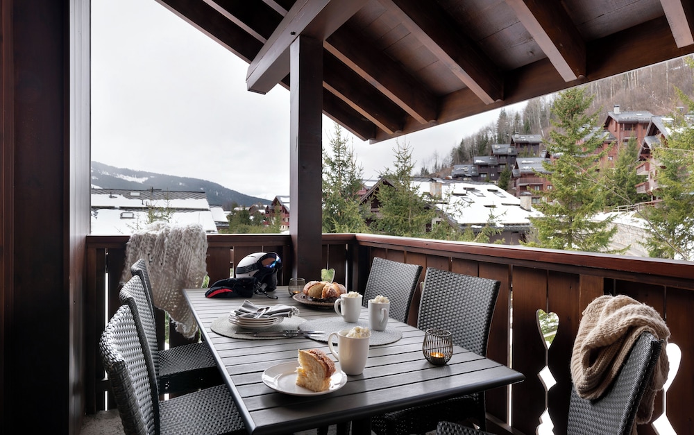 RES.PIERRE & VAC. PREMIUM LES FERMES DE MERIBEL 37/48