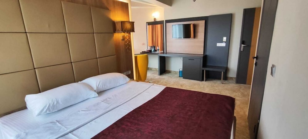 City Live Hotel 24/82